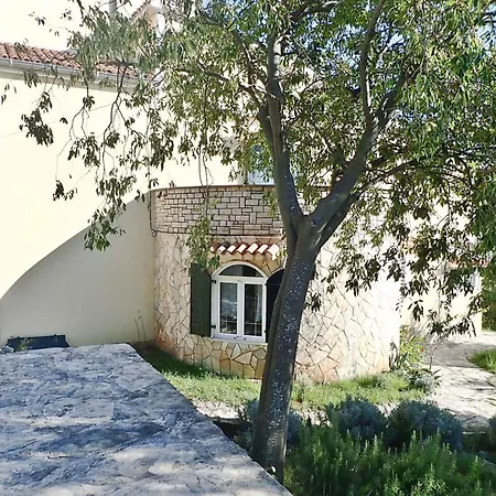 In Starigrad-paklenica 6891 * Starigrad Paklenica