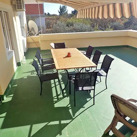 公寓 In Starigrad-paklenica 6891 斯塔利格拉德-帕克利尼卡